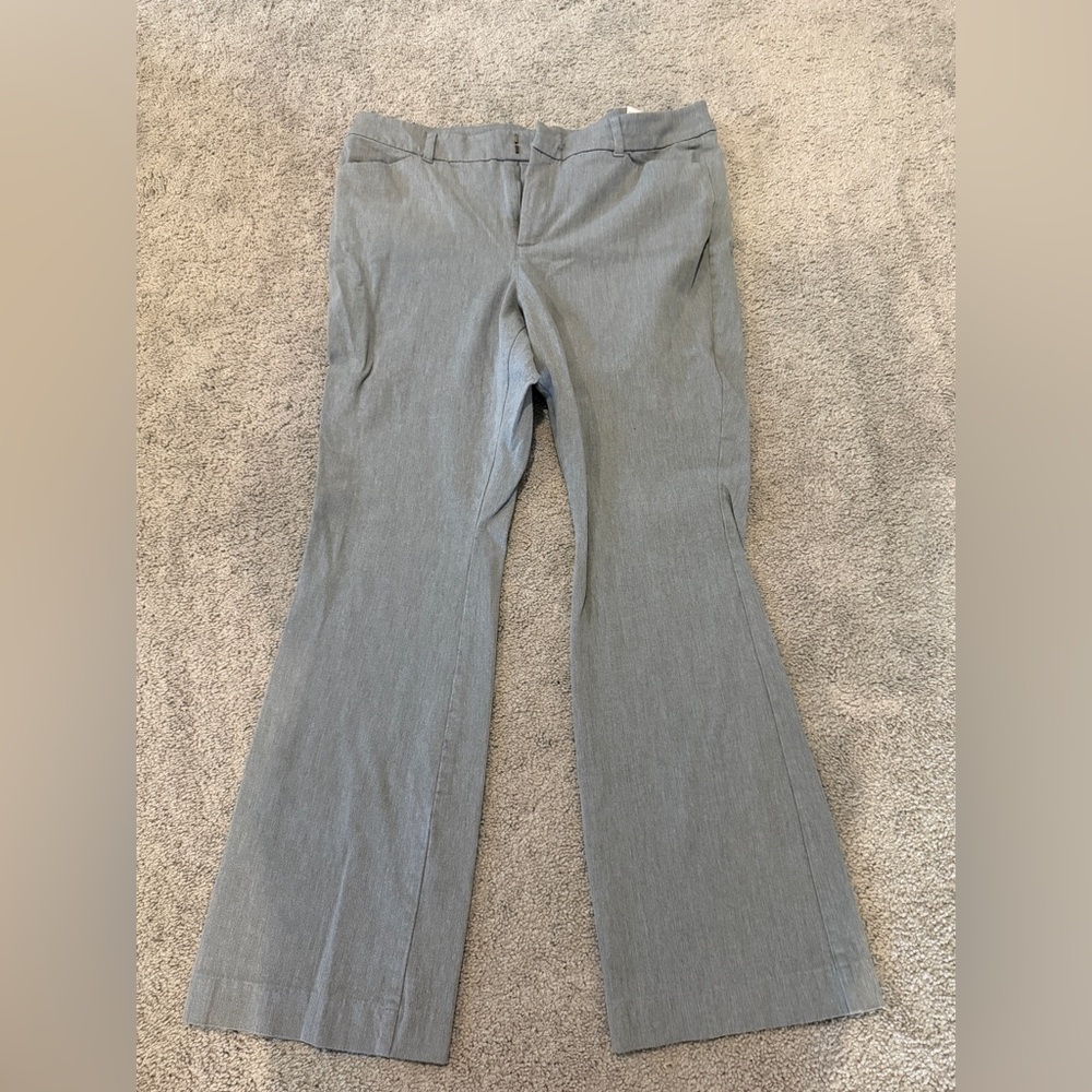 Old Navy Gray Pixie Flare Pants